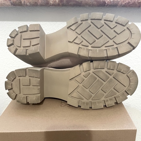 Steve Madden Howler Booties - Picture 6 of 7